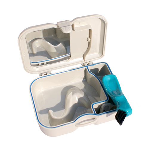 Plastic Box – Бокс с зеркалом и щёткой д/протезов (белый)
