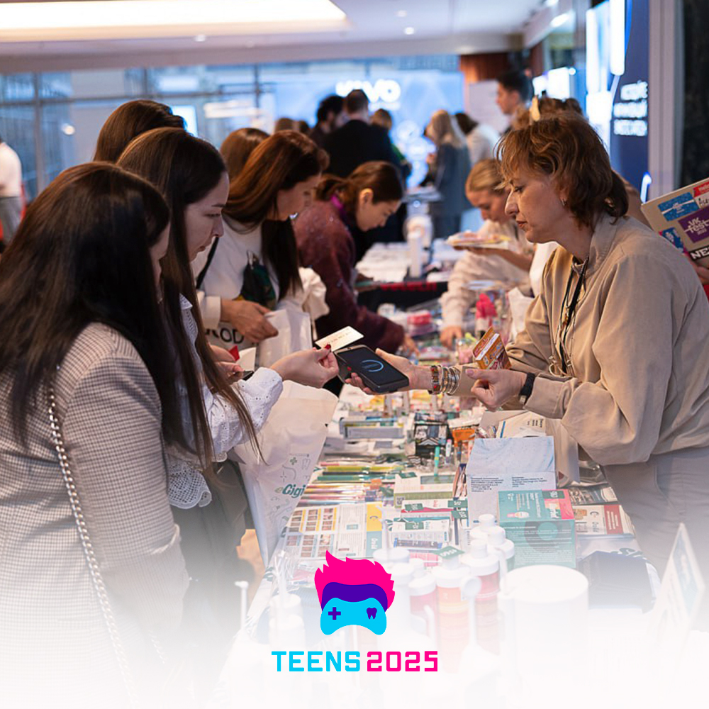 TEENS выставка_2.jpg